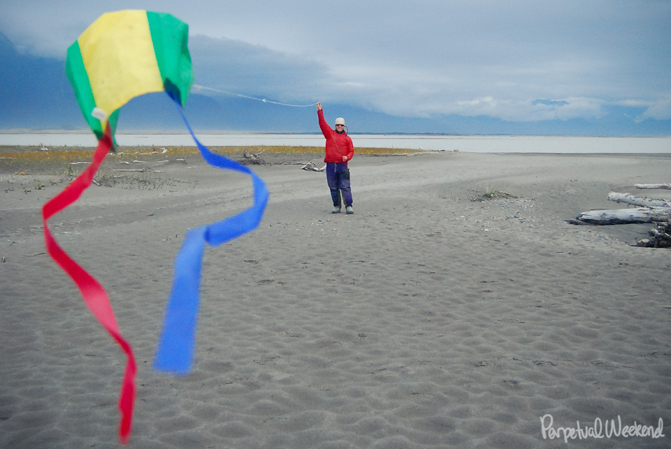 copper river, kite, flying, expedition rafting, camping gravel bar